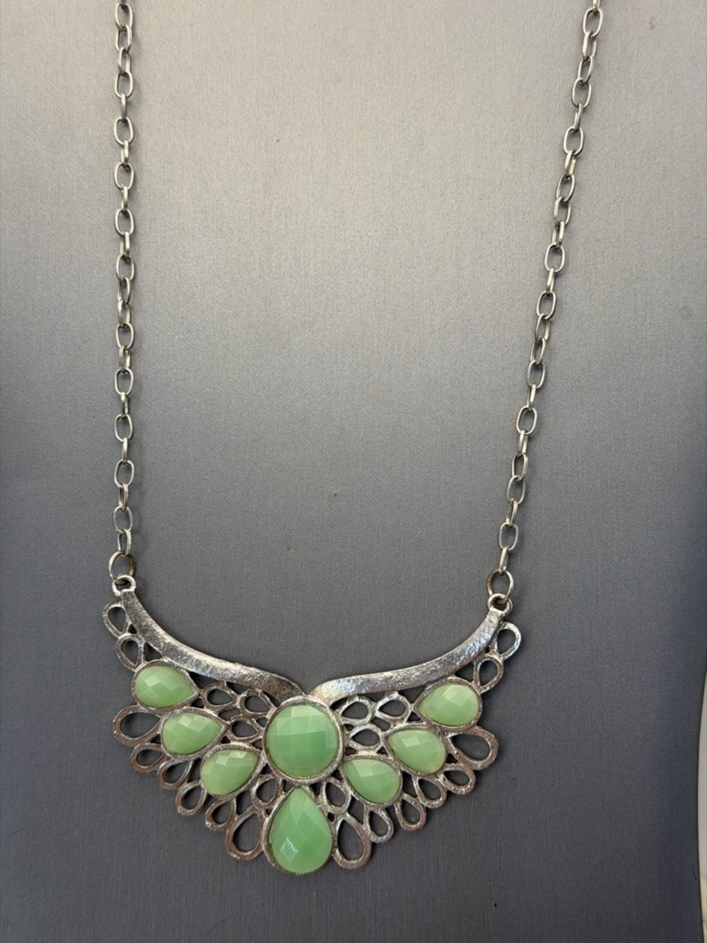 Mint Green Statement Necklace Bib Openwork Silver Tone - Picture 2 of 6
